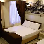 Life Ξενοδοχείο