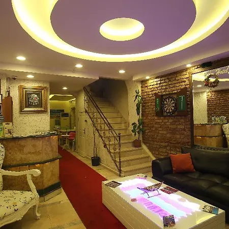 Life 3* Стамбул