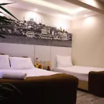 Life Hotel