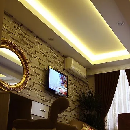 Life Hotel 3*