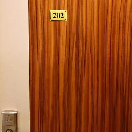 Otel Life 3*