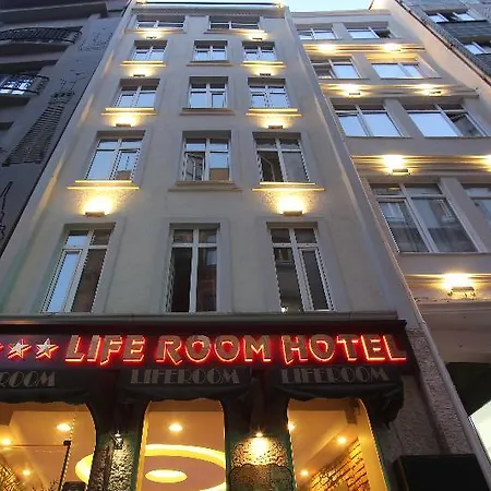 Life Hotel 3*